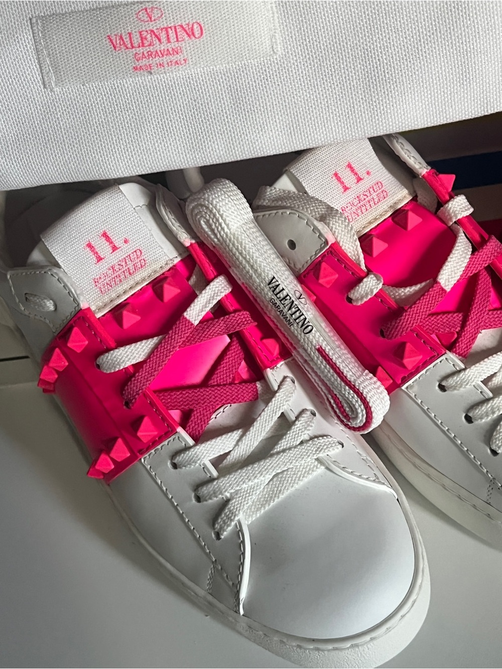 Valentino Women’s White & Hot Pink Rockstud Strap Sneakers Size 39 extra lace